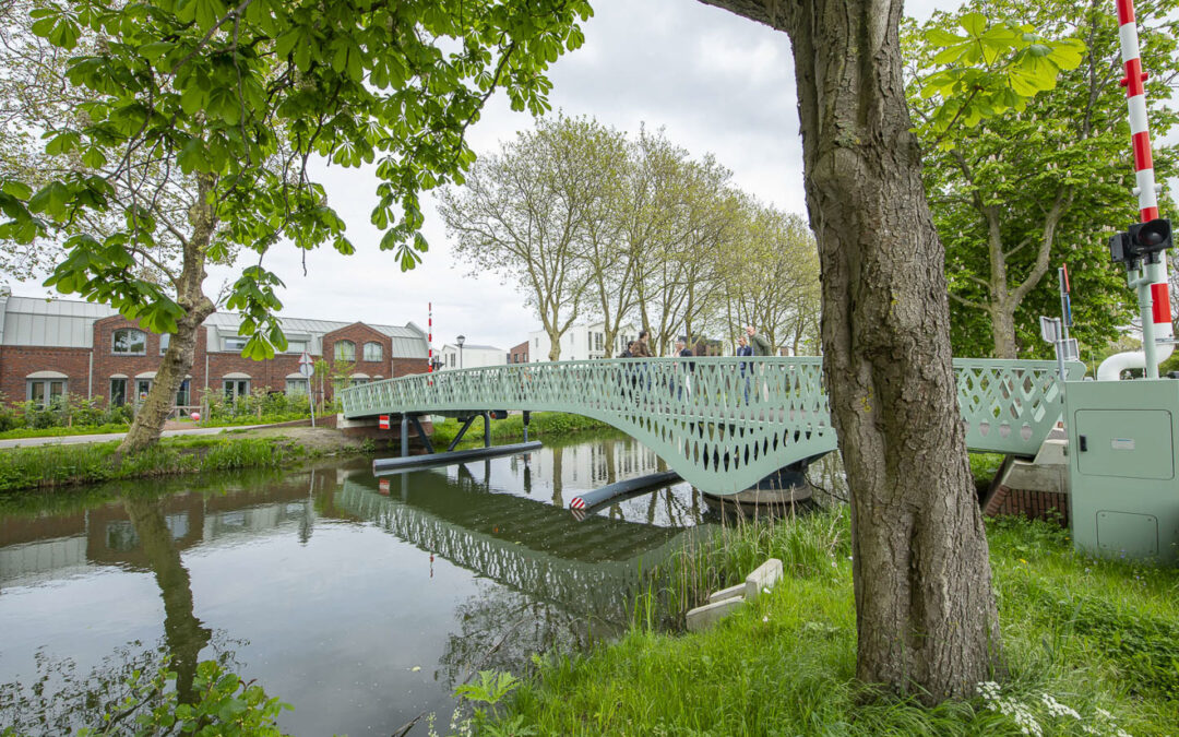 Bruggen De Krijgsman, Muiden